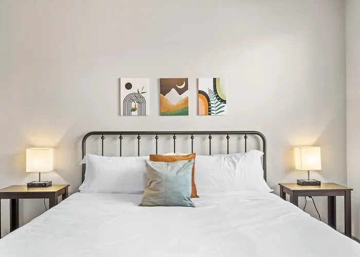 Apartment Stunning Westgate Cozysuites By Stadium With Pool 5 Glendale