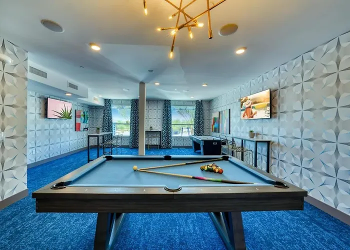 Stunning Westgate Cozysuites By Stadium With Pool 5 *