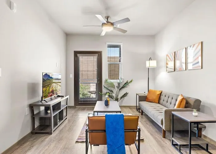 Stunning Westgate Cozysuites By Stadium With Pool 5 Apartment